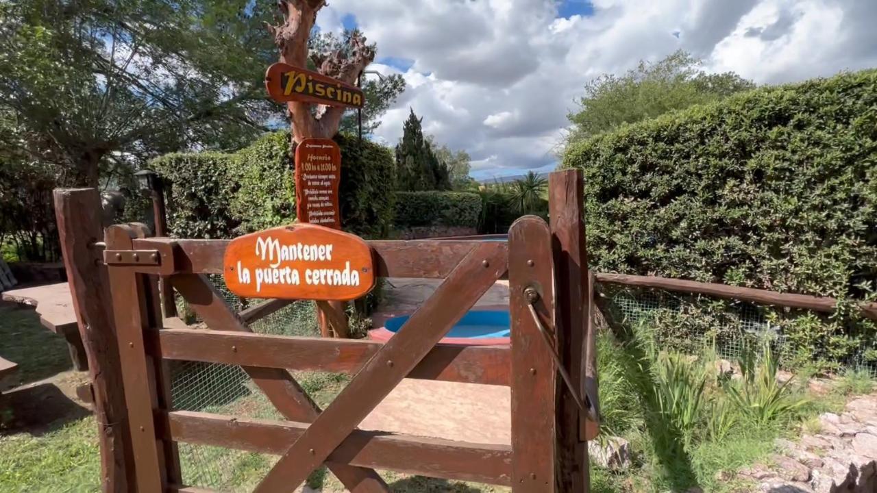 Cabanas Agua Que Brilla Mina Clavero Bagian luar foto