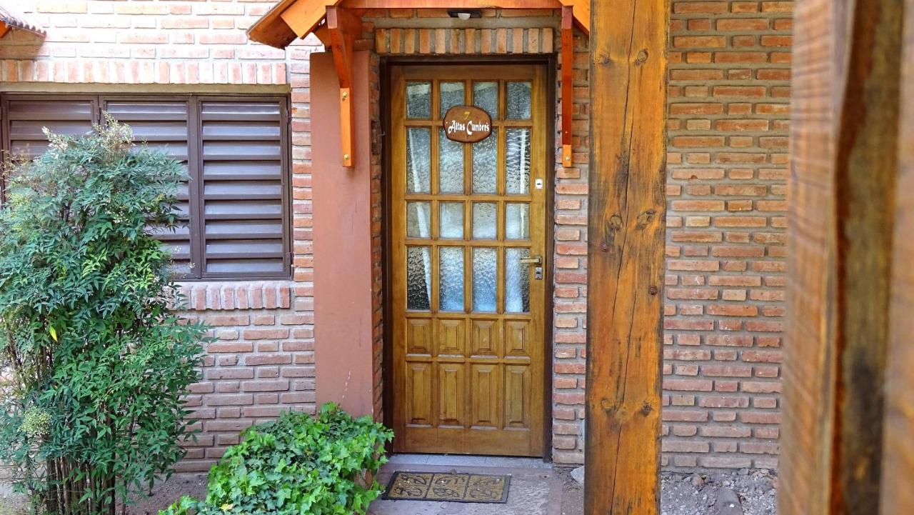 Cabanas Agua Que Brilla Mina Clavero Bagian luar foto