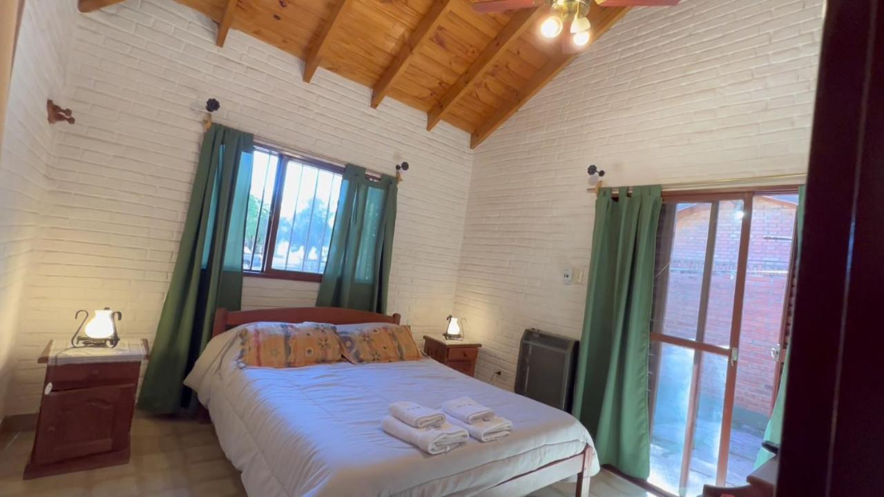 Cabanas Agua Que Brilla Mina Clavero Bagian luar foto
